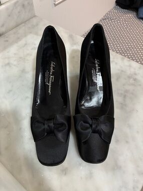 Salvatore Ferragamo Black Satin Bow Pumps